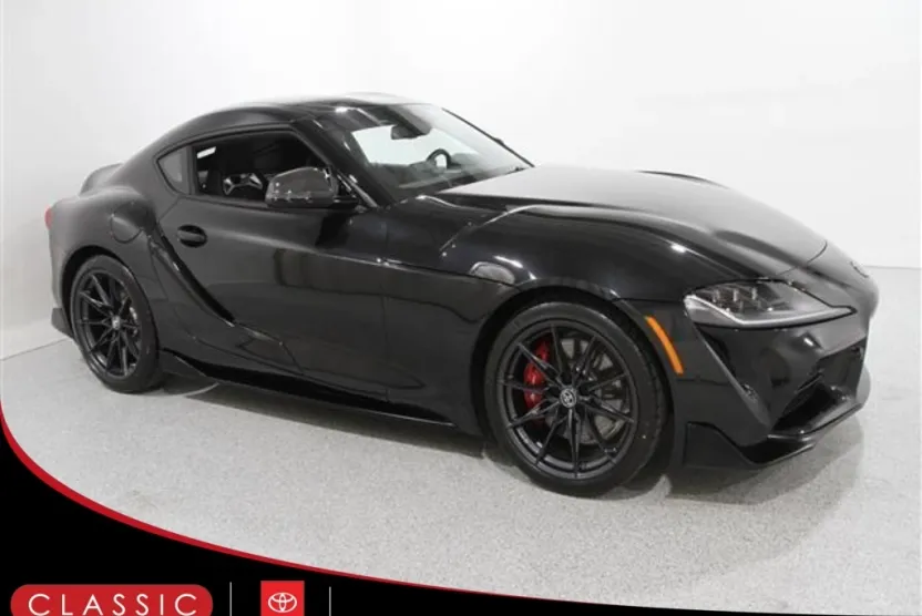 2024 Toyota Supra 3.0 Premium photo 1