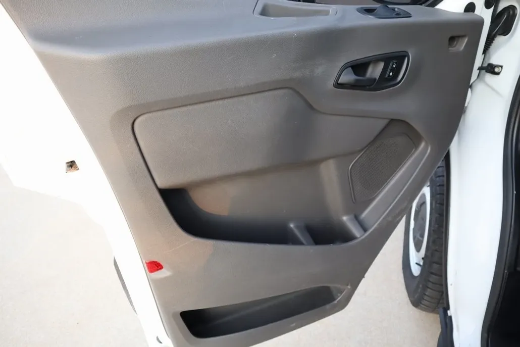 2021 Ford Transit Cargo Van photo 1