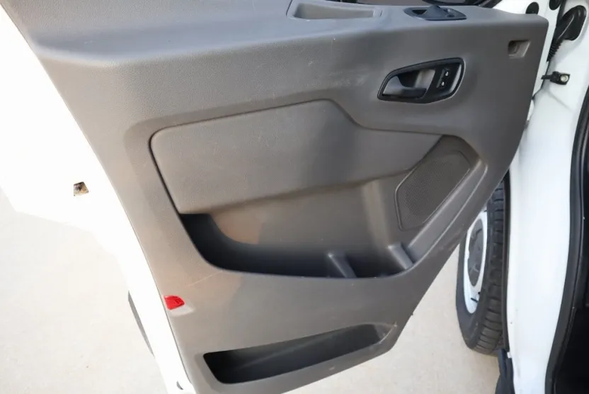 2021 Ford Transit Cargo Van photo 1