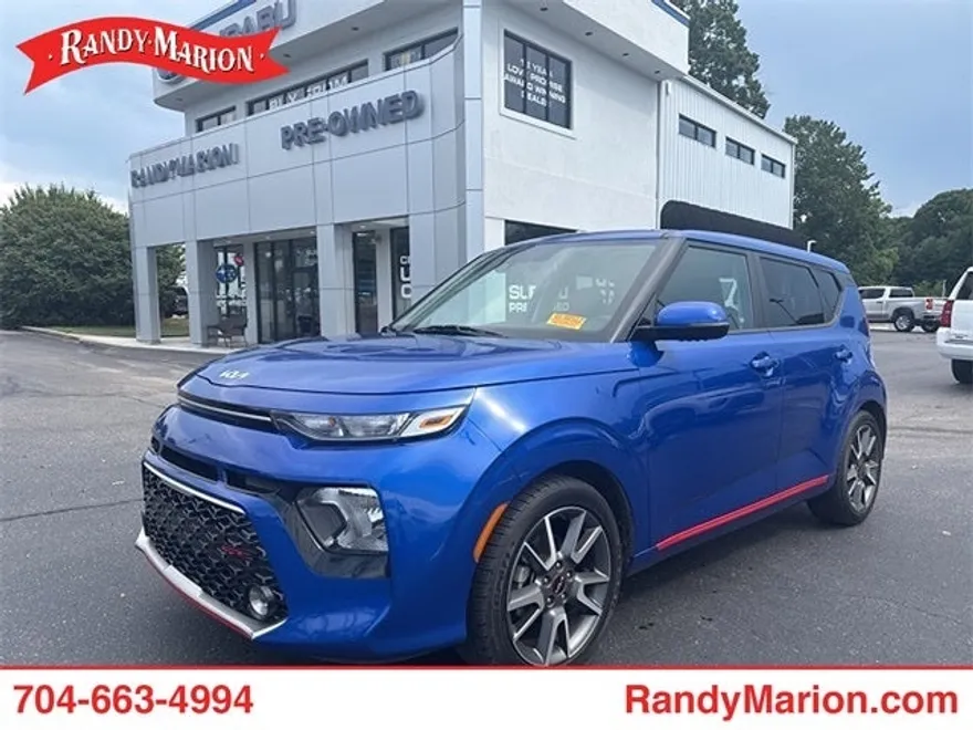 2022 Kia Soul GT-Line photo 1