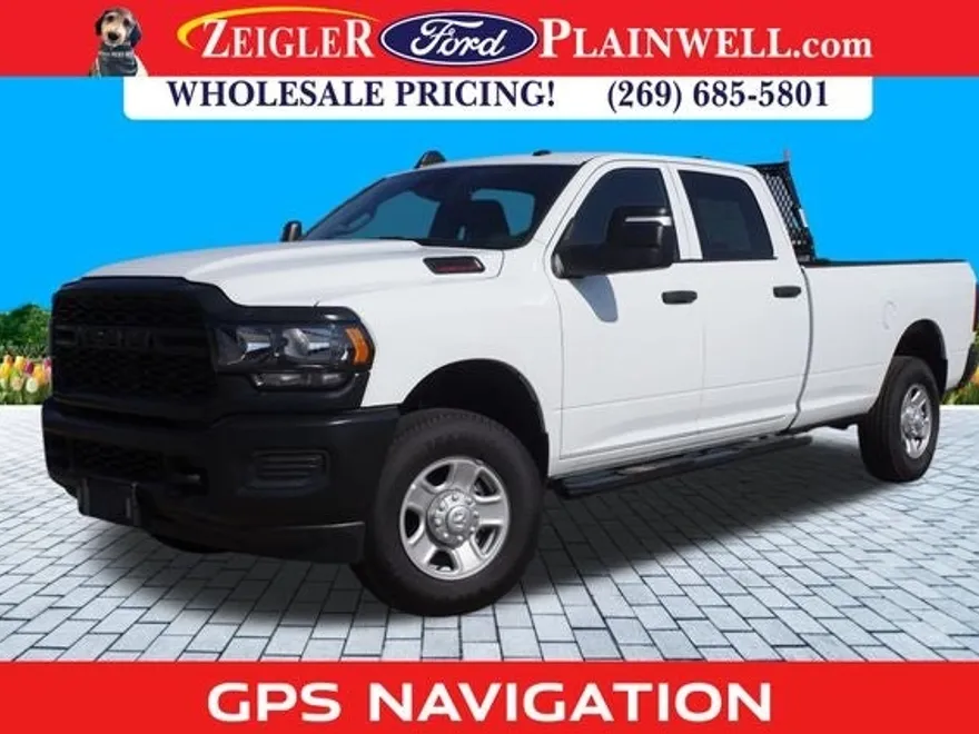 2024 Ram 3500 Tradesman photo 1
