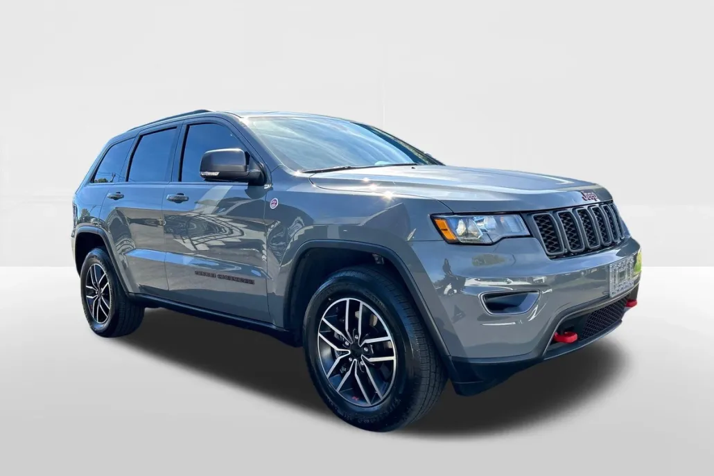 2021 Jeep Grand Cherokee Trailhawk photo 1