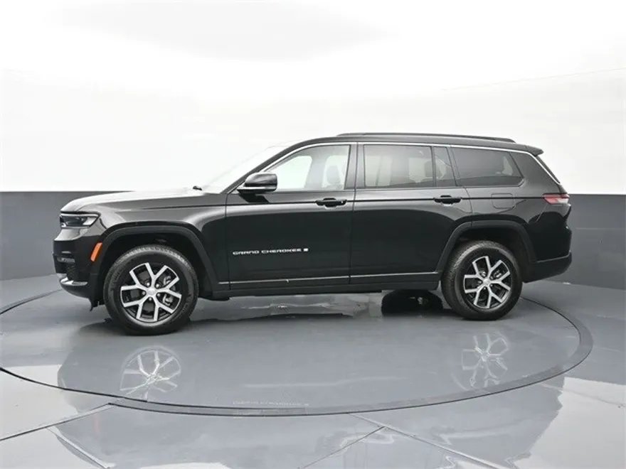 2025 Jeep Grand Cherokee Limited photo 1