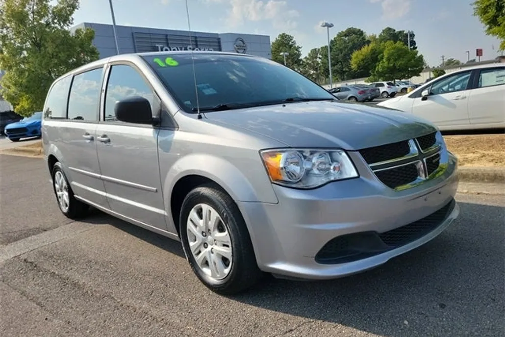 2016 Dodge Grand Caravan SE photo 1