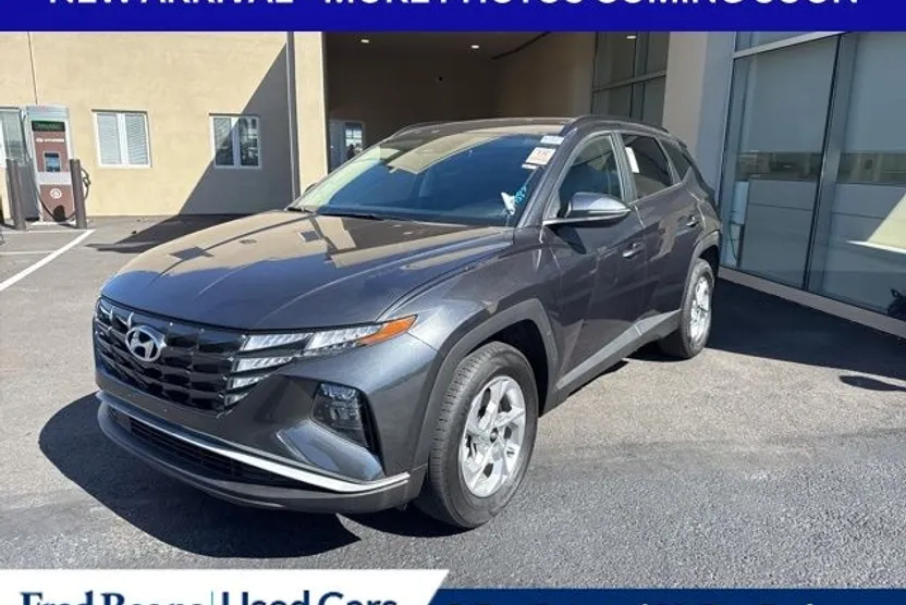 2022 Hyundai Tucson SEL photo 1
