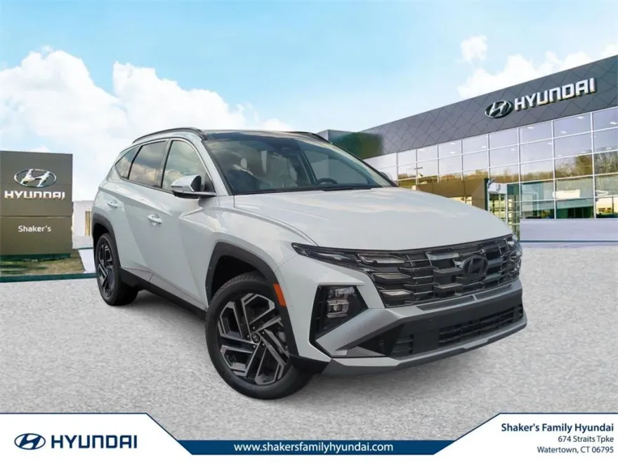2025 Hyundai Elantra SE photo 1