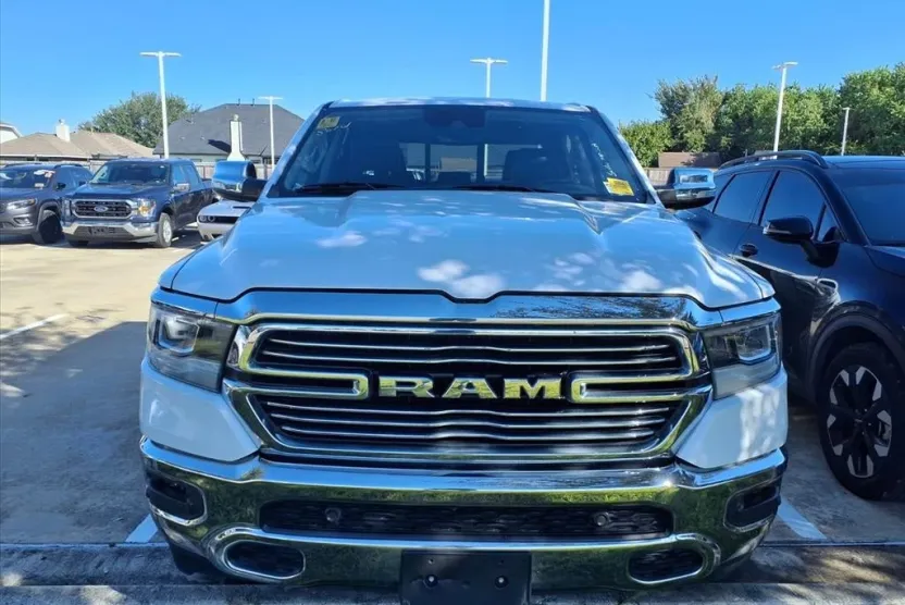 2022 Ram 1500 Laramie photo 1
