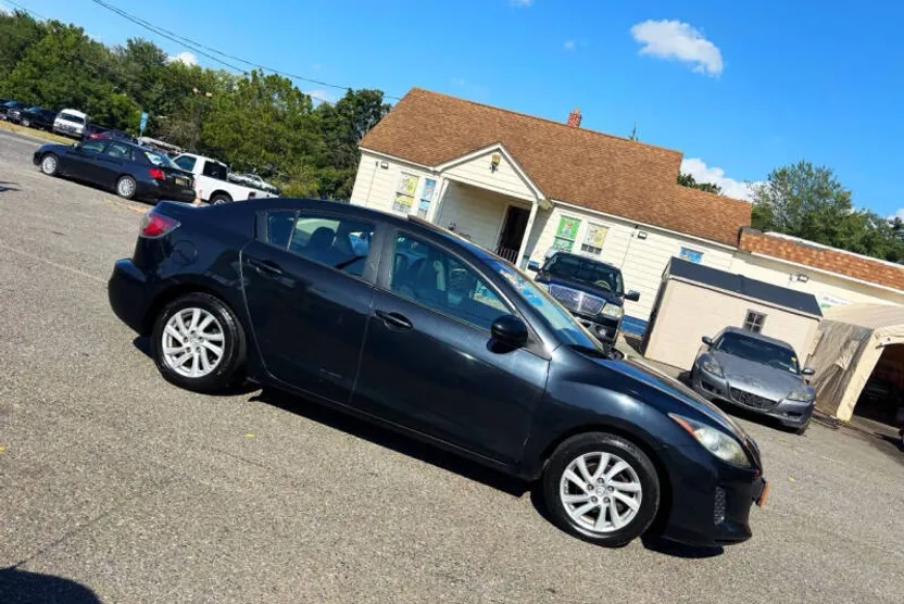 2012 Mazda Mazda3 Grand Touring photo 1