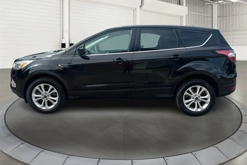 2017 Ford Escape SE photo 1