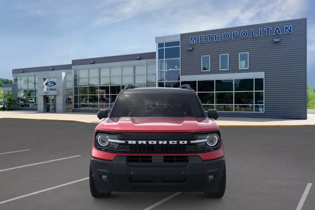 2025 Ford Bronco Sport Outer Banks photo 1
