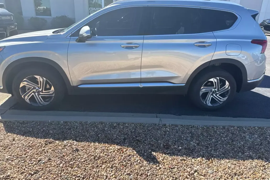 2023 Hyundai Santa Fe SEL Premium photo 1