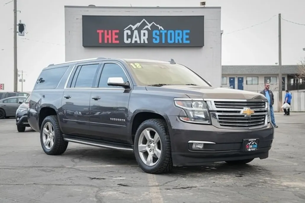 2017 Chevrolet Suburban Premier photo 1