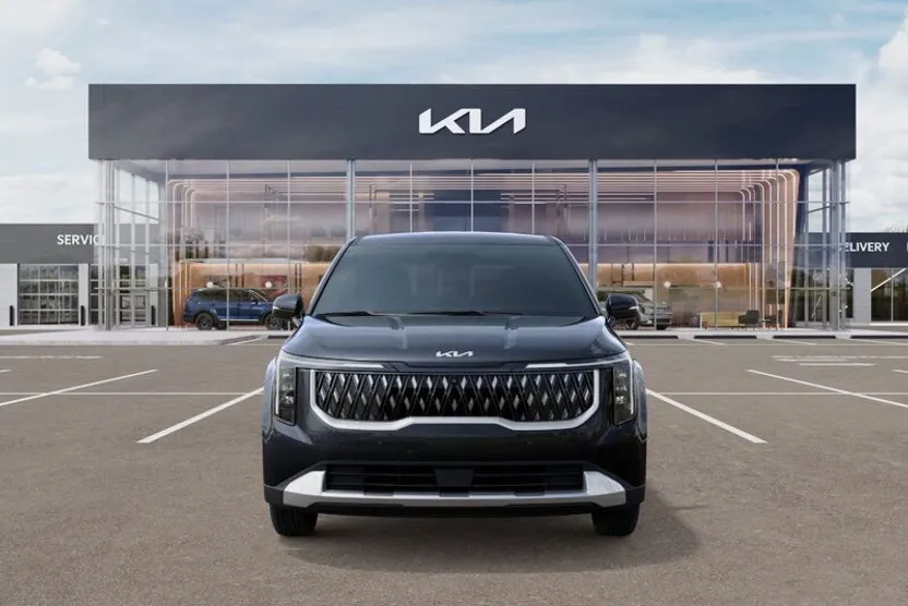 2026 Kia Carnival LXS photo 1