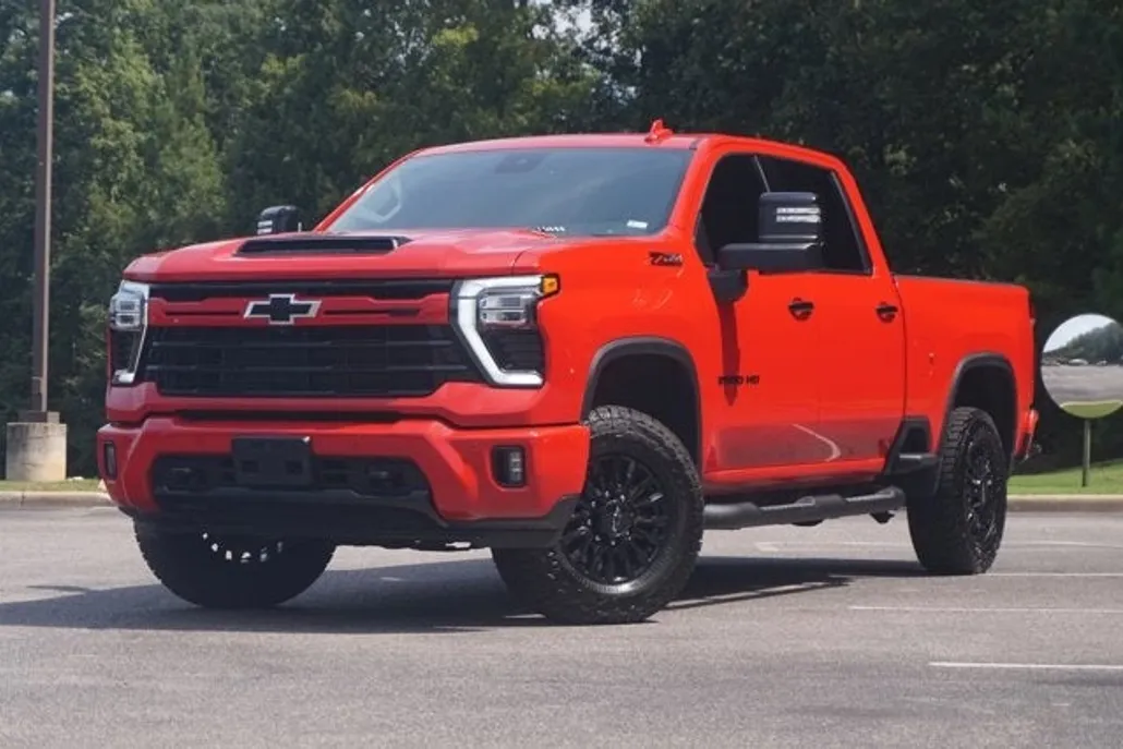 2024 Chevrolet Silverado 2500HD LTZ photo 1