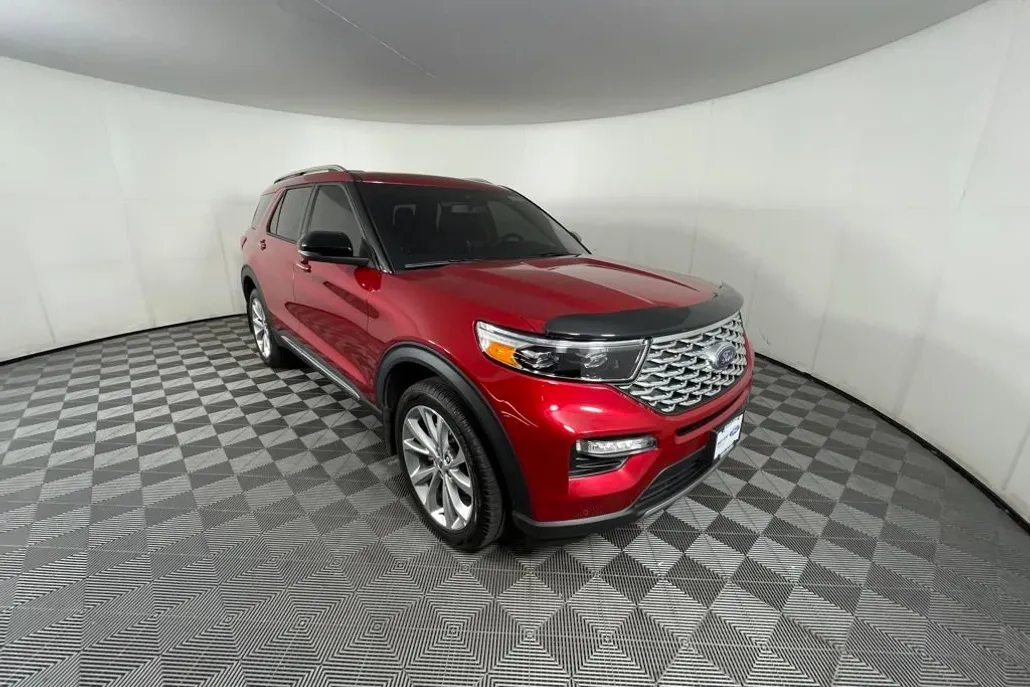 2023 Ford Explorer Platinum photo 1