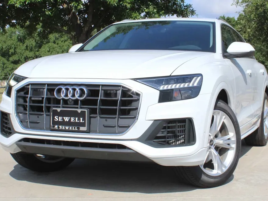 2023 Audi Q8 Premium Plus photo 1
