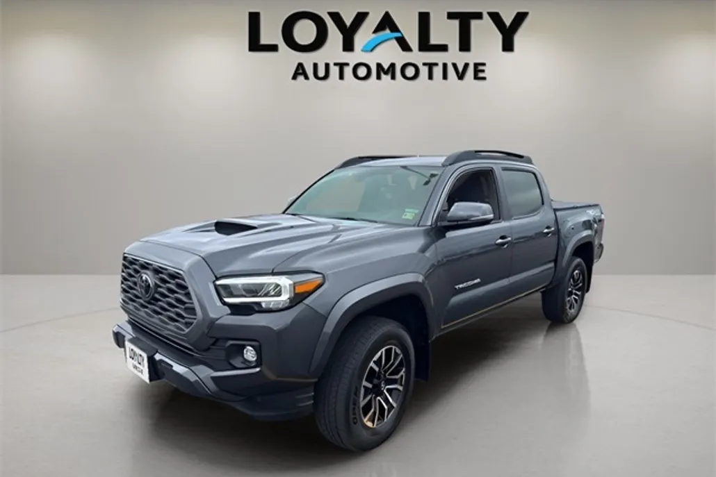 2023 Toyota Tacoma TRD Sport photo 1