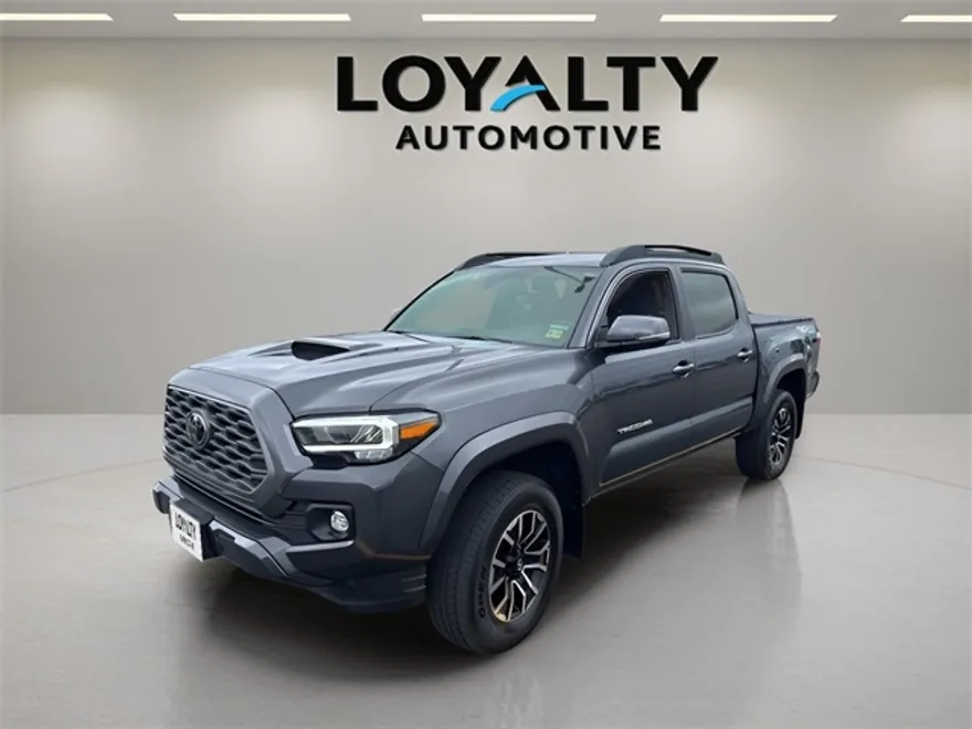 2023 Toyota Tacoma TRD Sport photo 1