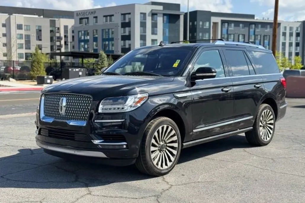 2019 Lincoln Navigator Reserve photo 1