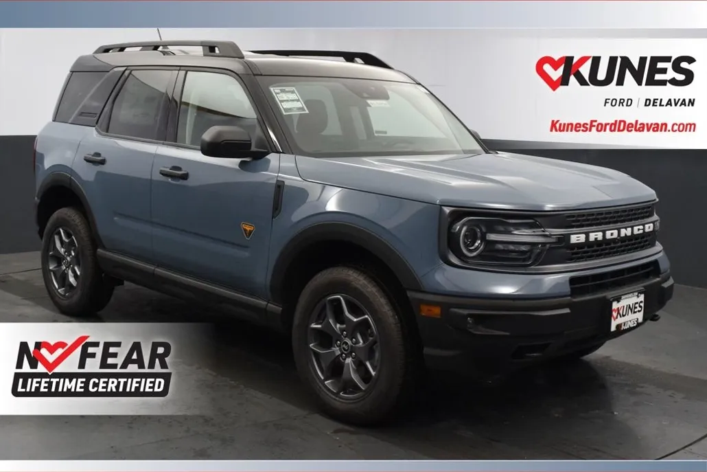 2024 Ford Bronco Sport Badlands photo 1