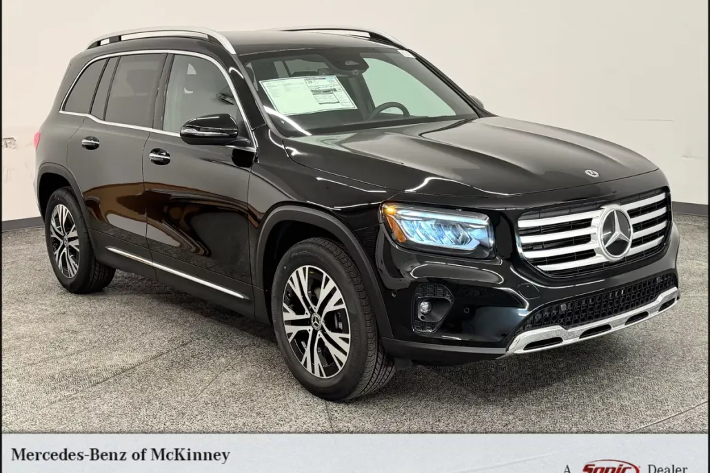 2025 Mercedes Benz GLB 250 photo 1