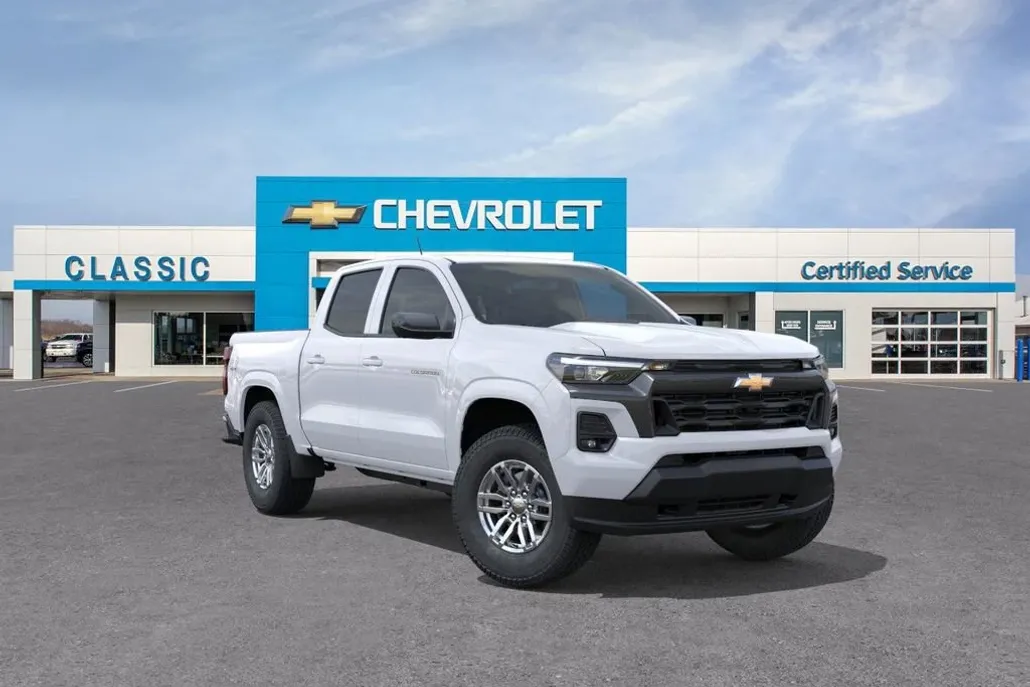 2025 Chevrolet Colorado Work Truck LT photo 1