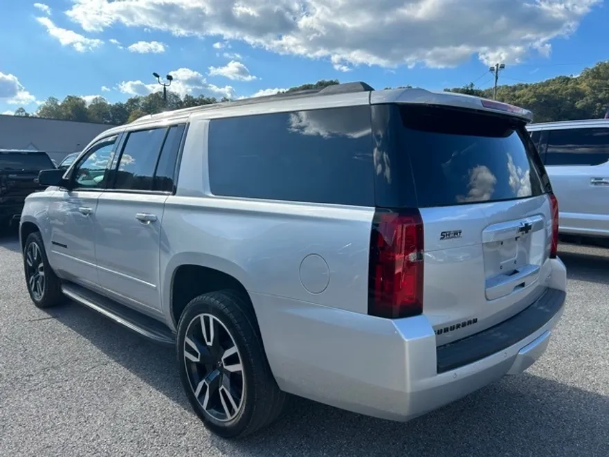 2020 Chevrolet Suburban Premier photo 1