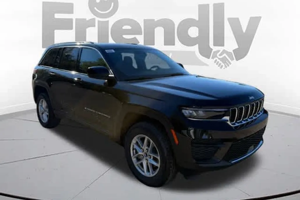 2025 Jeep Grand Cherokee Laredo X photo 1