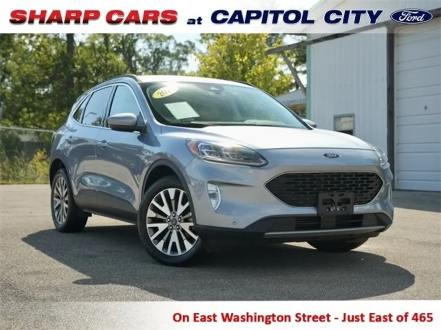 2022 Ford Escape Titanium photo 1