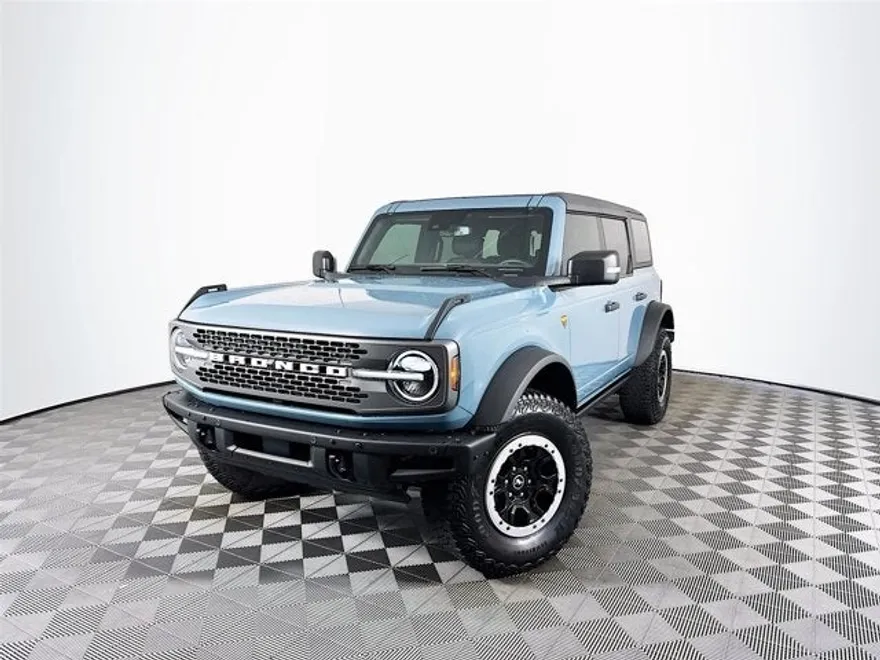 2023 Ford Bronco Badlands photo 1