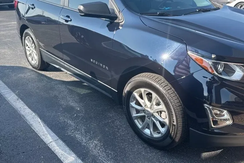 2019 Chevrolet Equinox photo 1