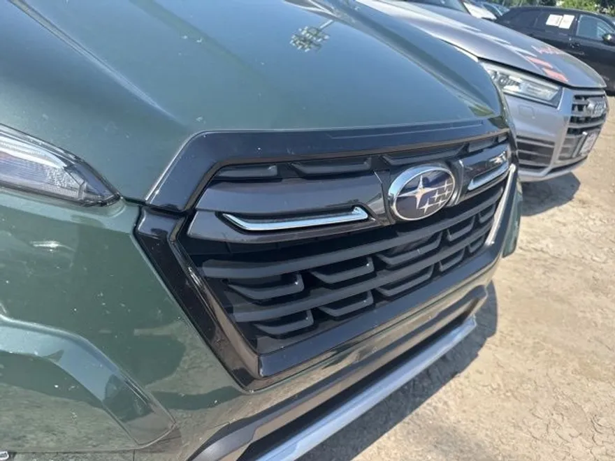 2022 Subaru Forester Touring photo 1