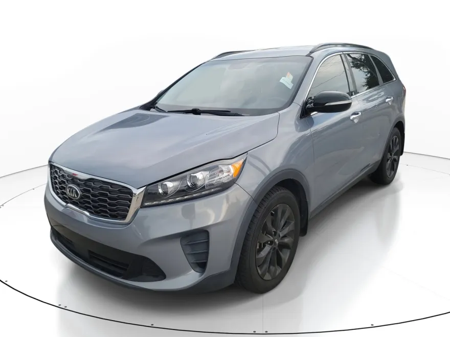 2020 Kia Sorento S V6 photo 1