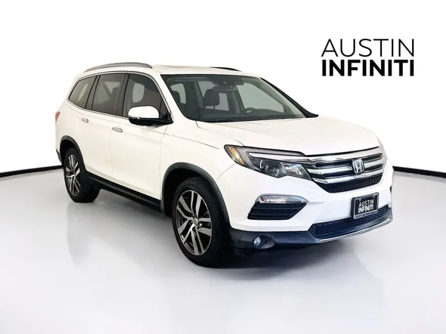 2016 Honda Pilot Elite photo 1