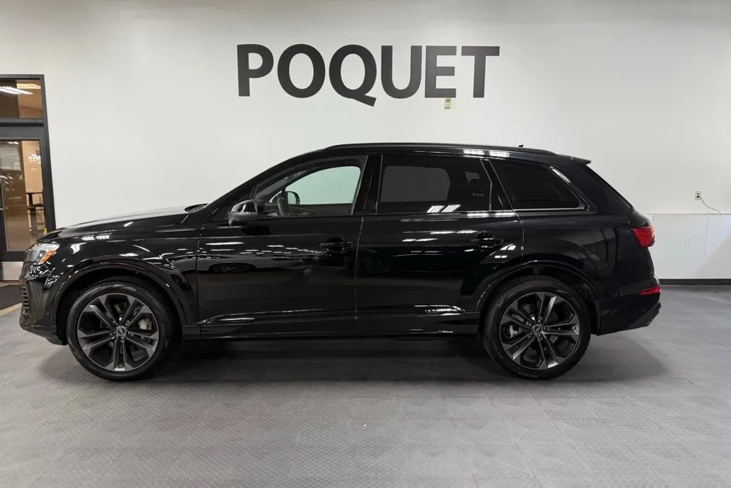 2025 Audi Q7 55 Premium Plus photo 1