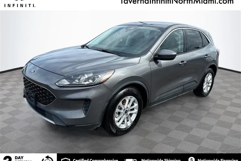 2021 Ford Escape Hybrid SE photo 1