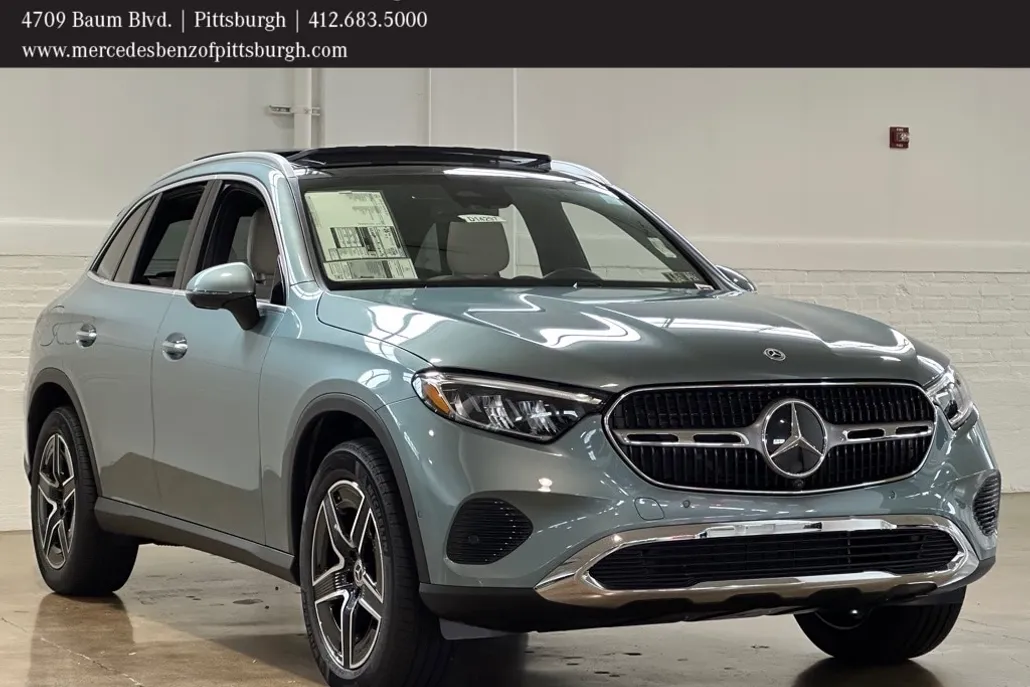 2026 Mercedes Benz GLC 300 4MATIC photo 1