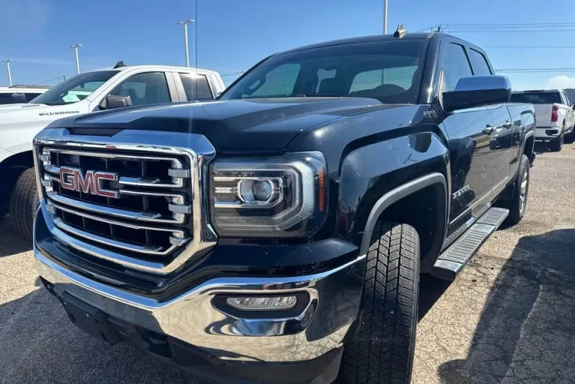 2016 Gmc Sierra 1500 SLT photo 1