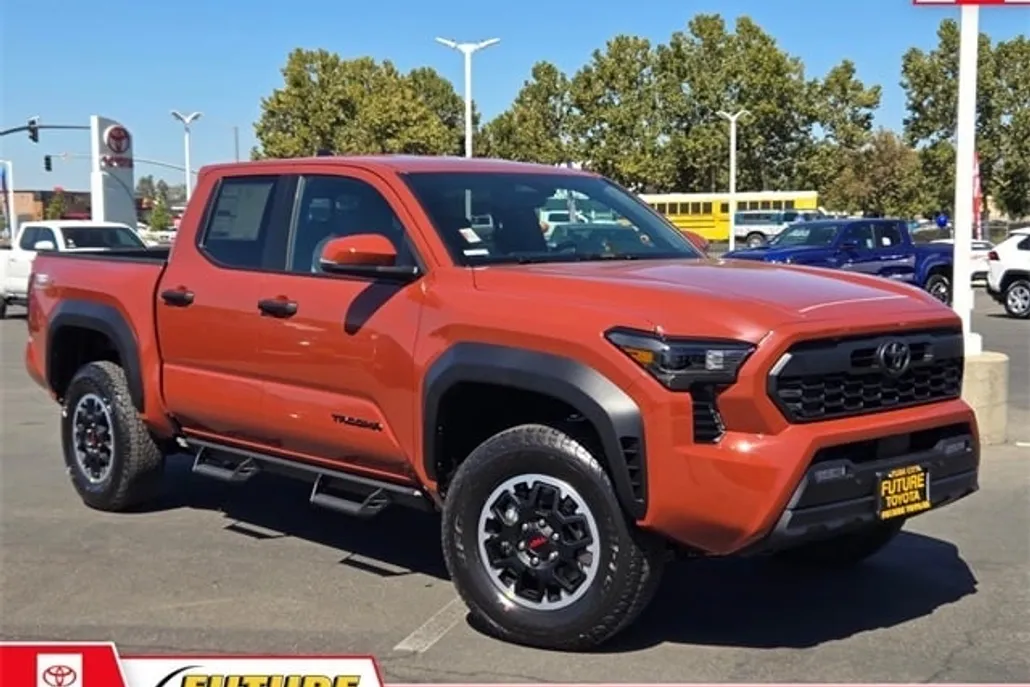 2025 Toyota Tacoma TRD Off-Road photo 1