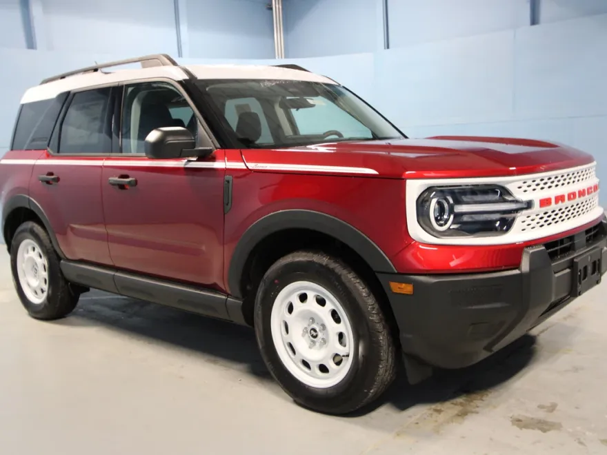 2025 Ford Bronco Sport Heritage photo 1