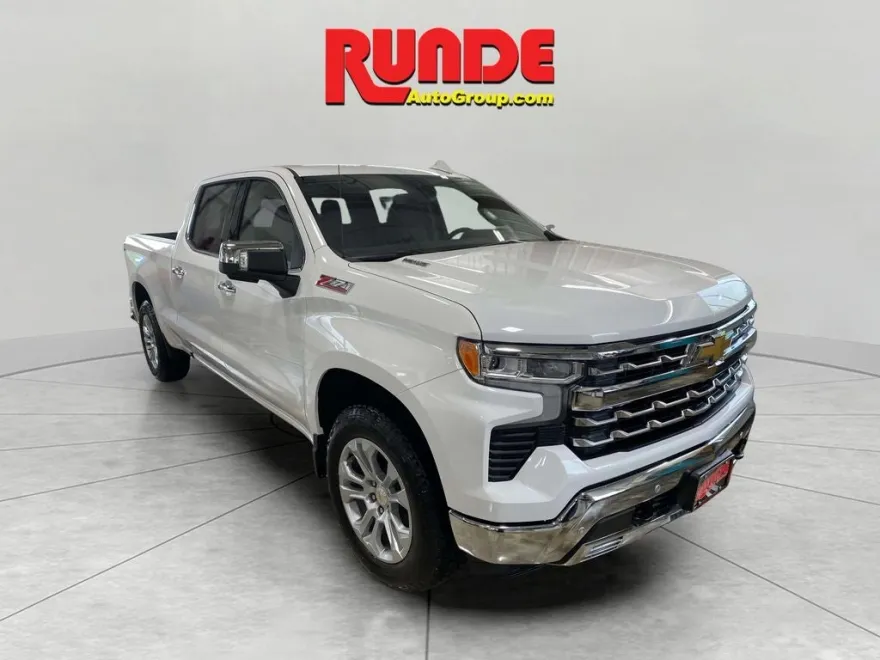 2026 Chevrolet Silverado 1500 LTZ photo 1