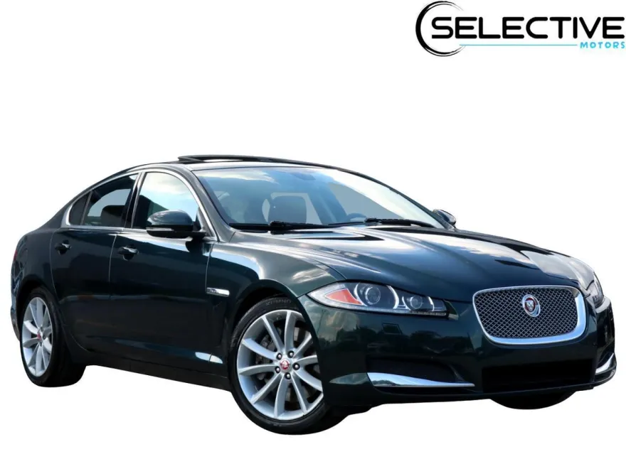2015 Jaguar XF 3.0 AWD photo 1
