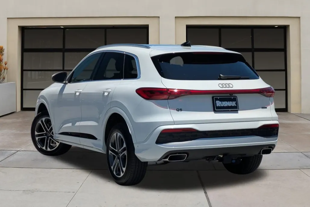 2025 Audi Q5 2.0T Premium photo 1