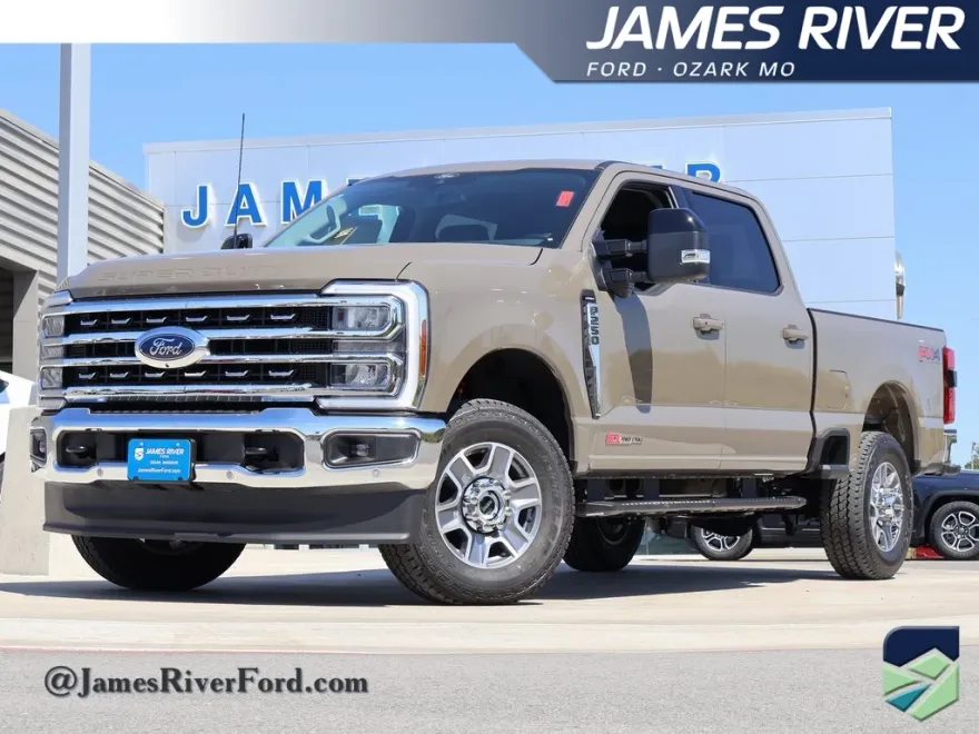 2026 Ford F-250 Lariat photo 1