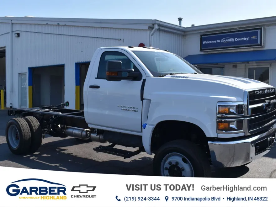 2024 Chevrolet Silverado 4500HD Work Truck photo 1