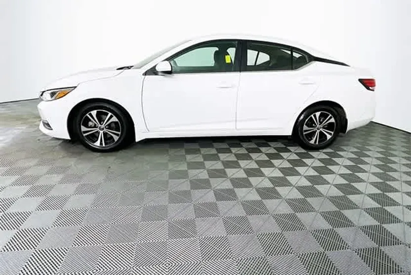 2021 Nissan Sentra SV photo 1