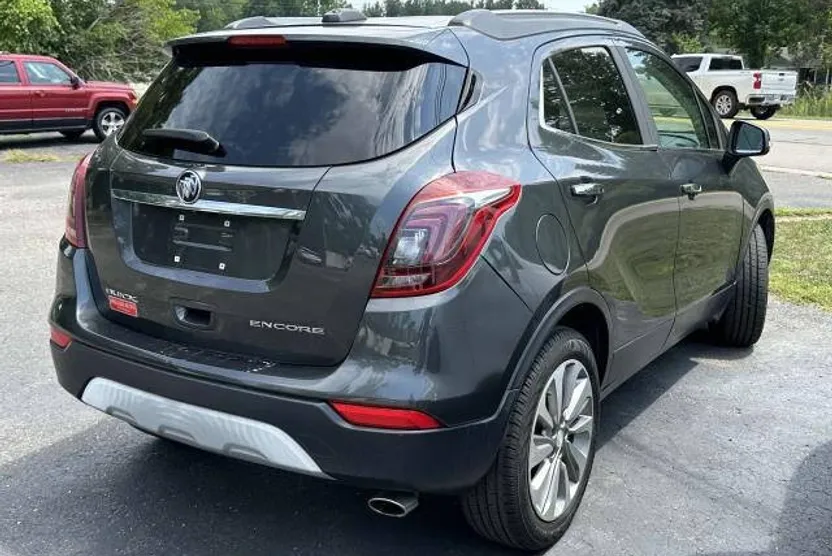 2017 Buick Encore Preferred photo 1