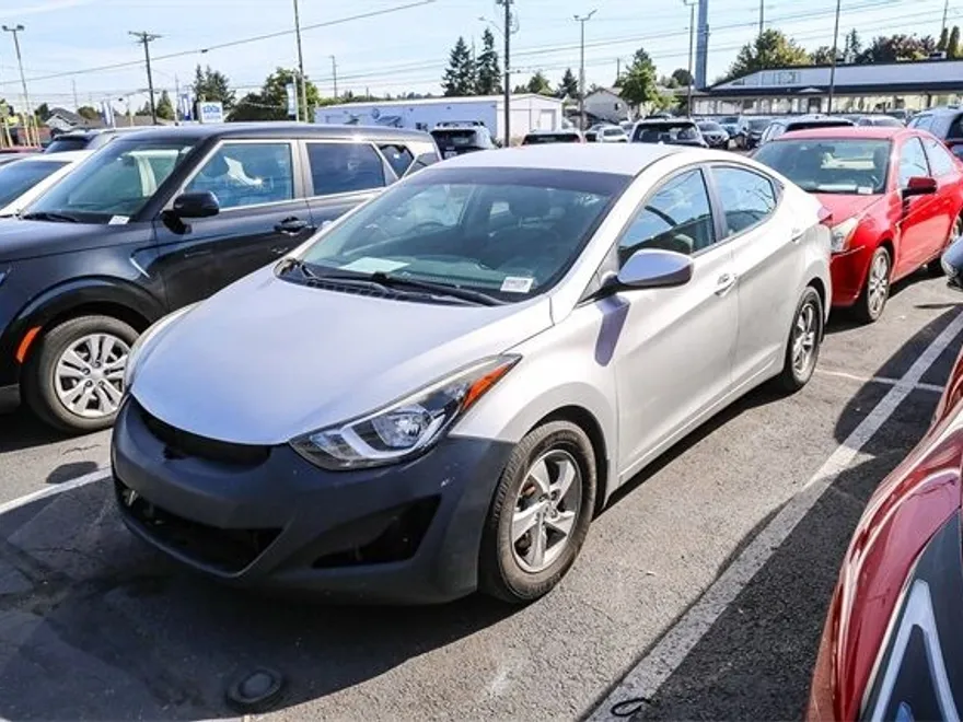 2015 Hyundai Elantra SE photo 1