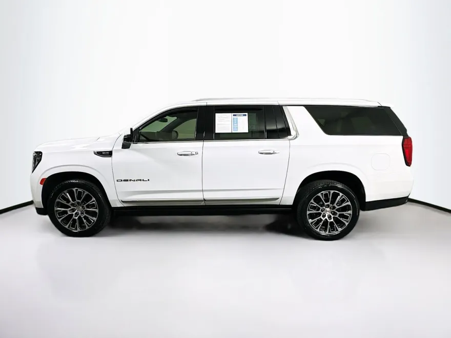 2023 Gmc Yukon XL Denali photo 1