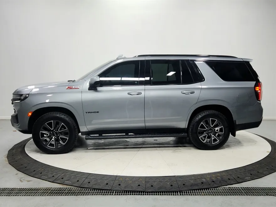 2023 Chevrolet Tahoe Z71 photo 1